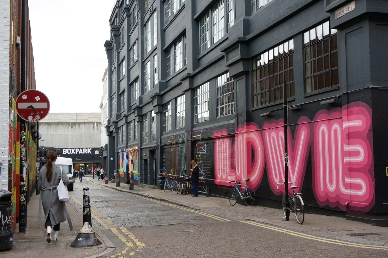 Shoreditch- Hip Shopping District