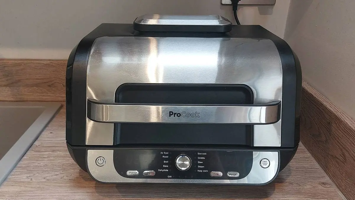 ProCook Air Fryer Health Grill front view showing controls