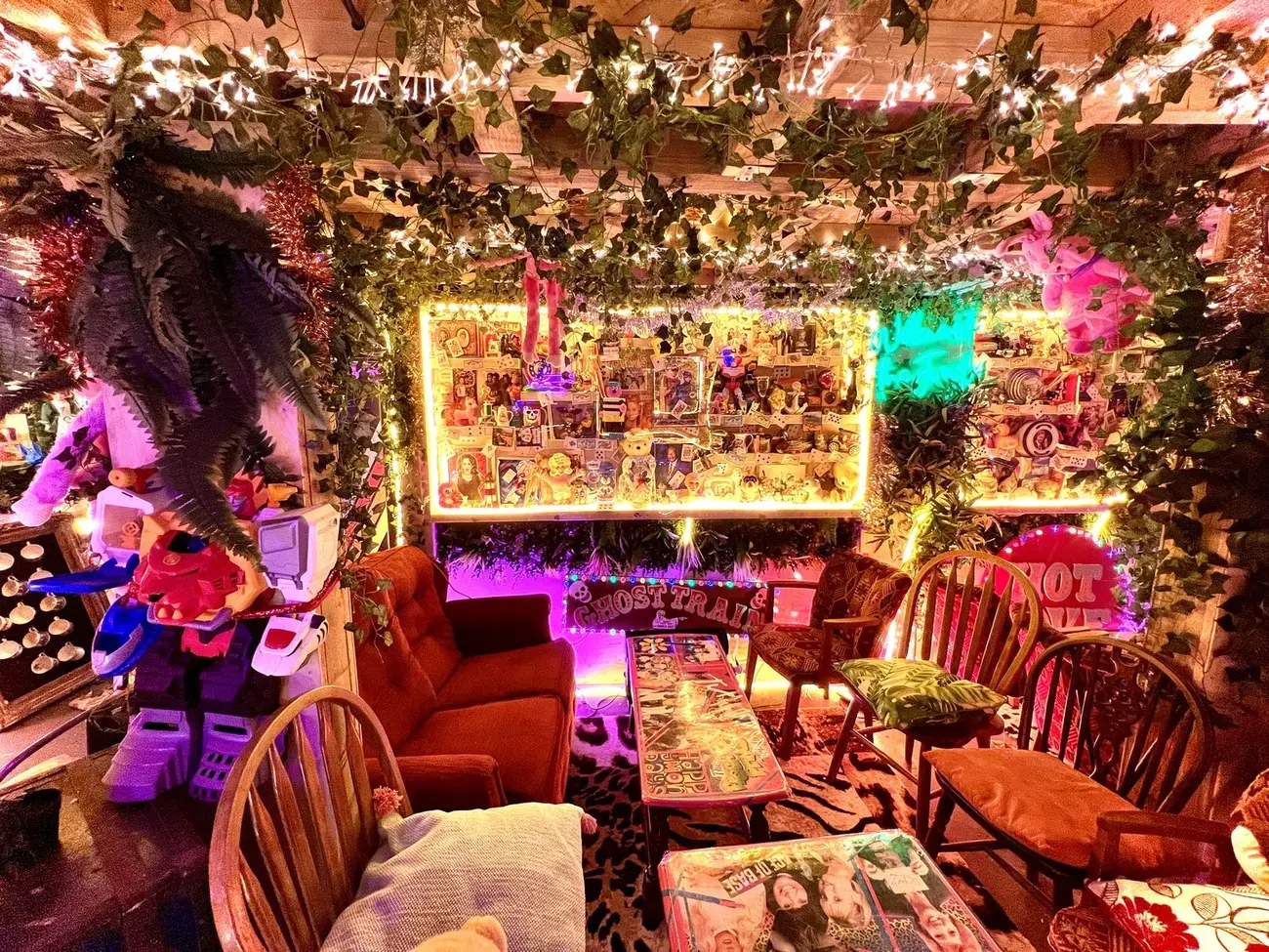 Quirky and kitsch interior of Little Nan's Bar in Deptford, ready for a fun brunch